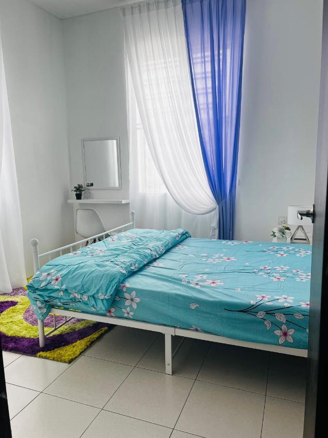 Villa Pool Kepala Batas Kampong Hilir  エクステリア 写真